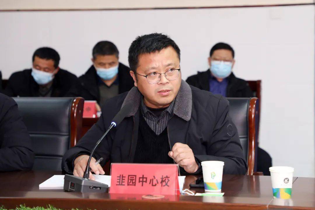 深入调研为教育齐聚一堂谋发展扶沟县委书记孙红伟到扶沟高中调研并