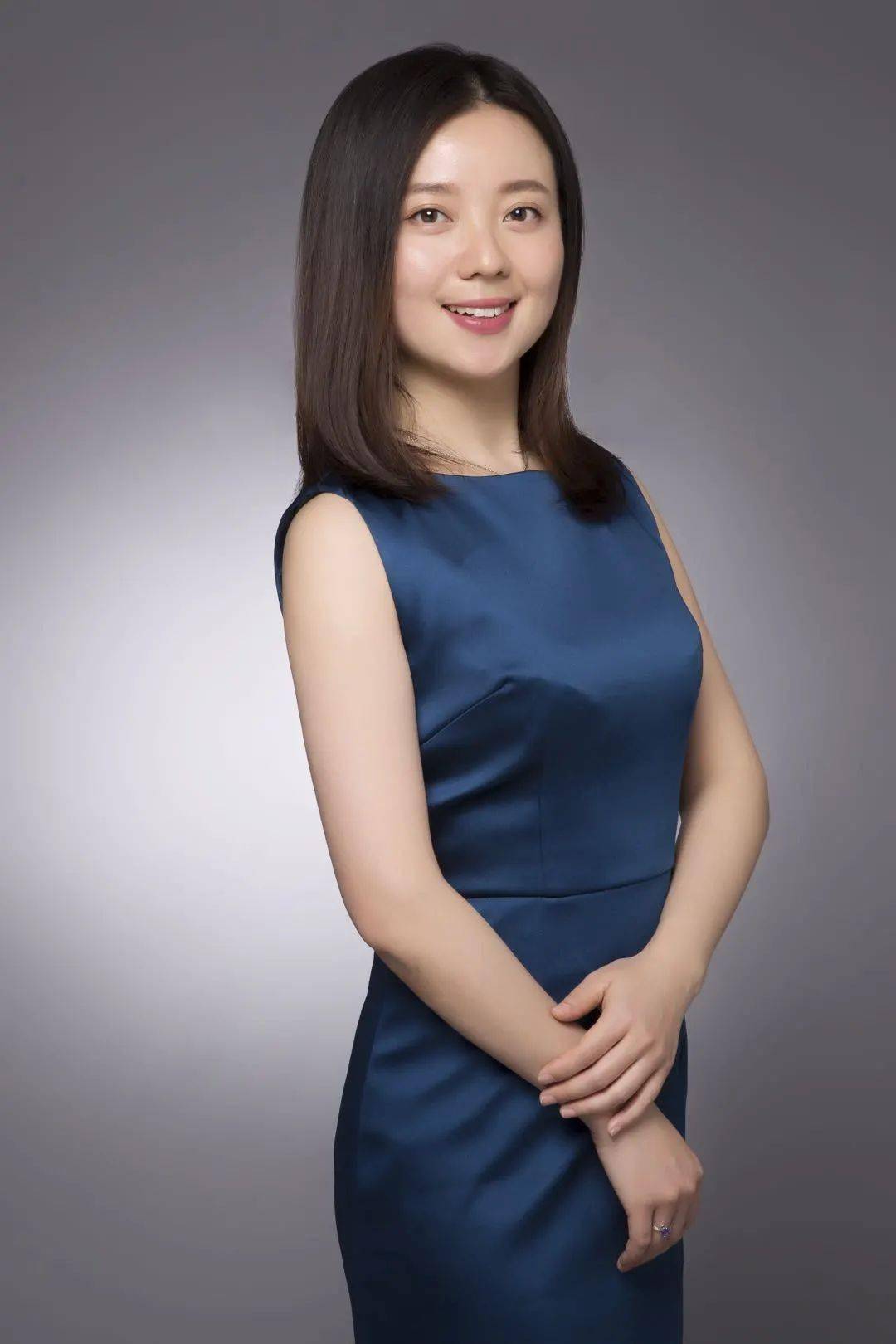 长期致力于天气科普知识研究,曾任中国气象局高级气象分析师,现为国内