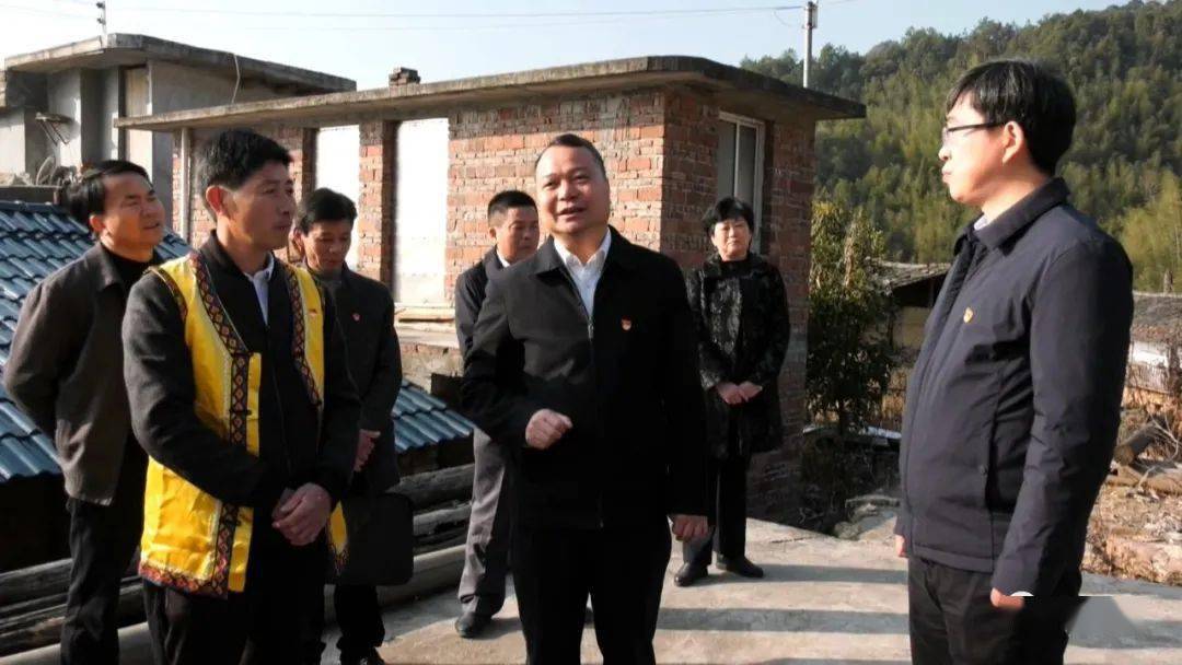 廖深洪带队前往长汀馆前镇黄湖畲族村开展调研