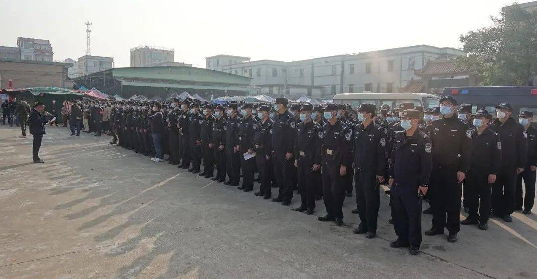 为什么要有辅警这个存在 66a78ae2c6a34a44bbf97427d36ad857.jpeg