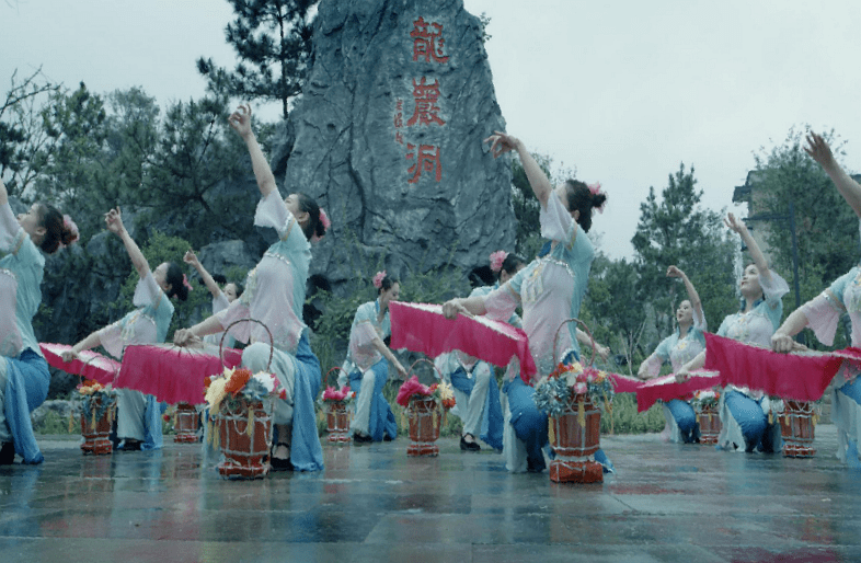 首部以国家非遗龙岩采茶灯为题材的电影扑蝶即将在爱奇艺上独家首播