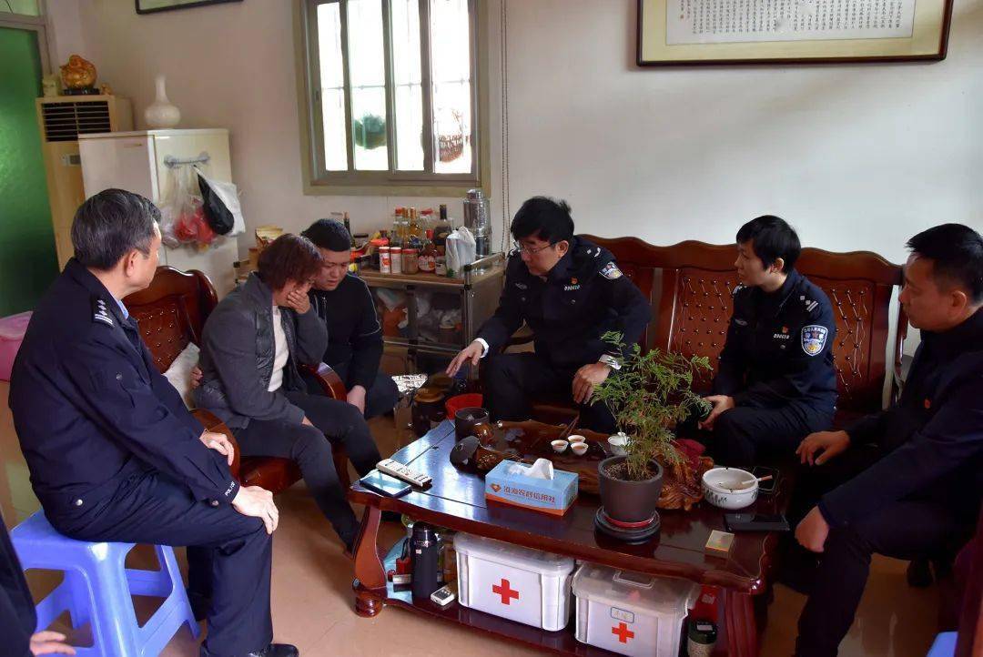 澄海分局经侦大队副大队长张健同志在工作过程中不幸殉职,生命永远