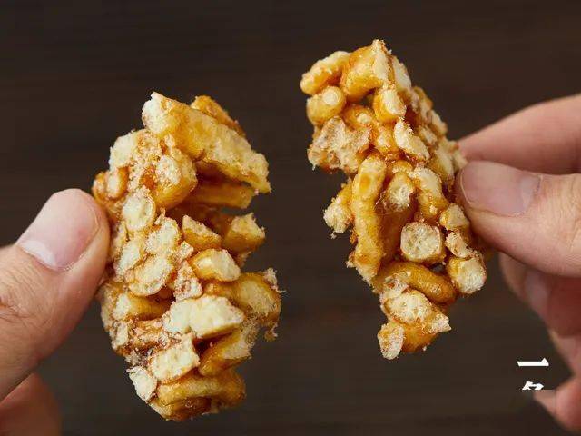 芝麻糖年糕糖玉米糖炒米糖充满浓浓中国味的年糖