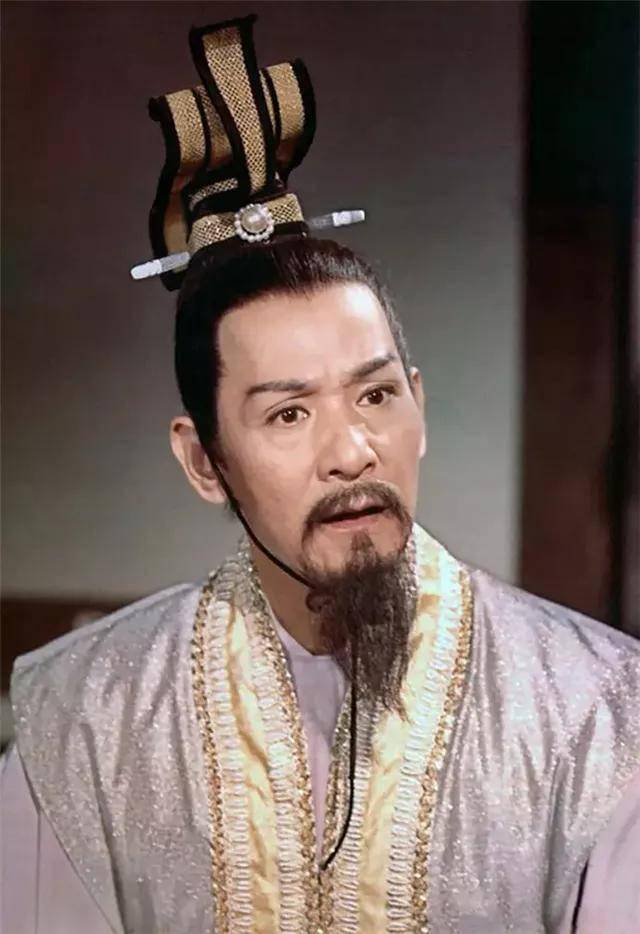 扫地神僧鲍方之后再无屈原