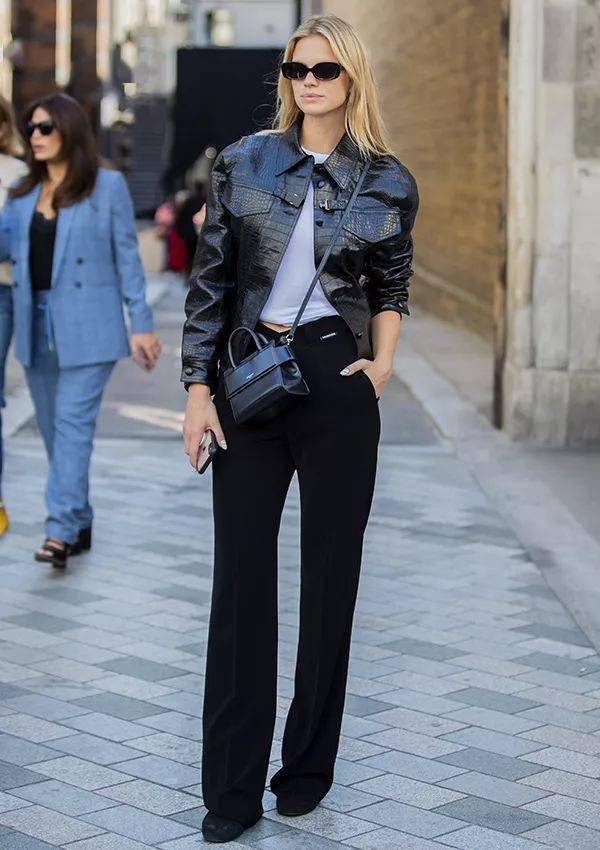 小黑裤 小黑鞋,显高又显瘦,轻松打造百变造型!