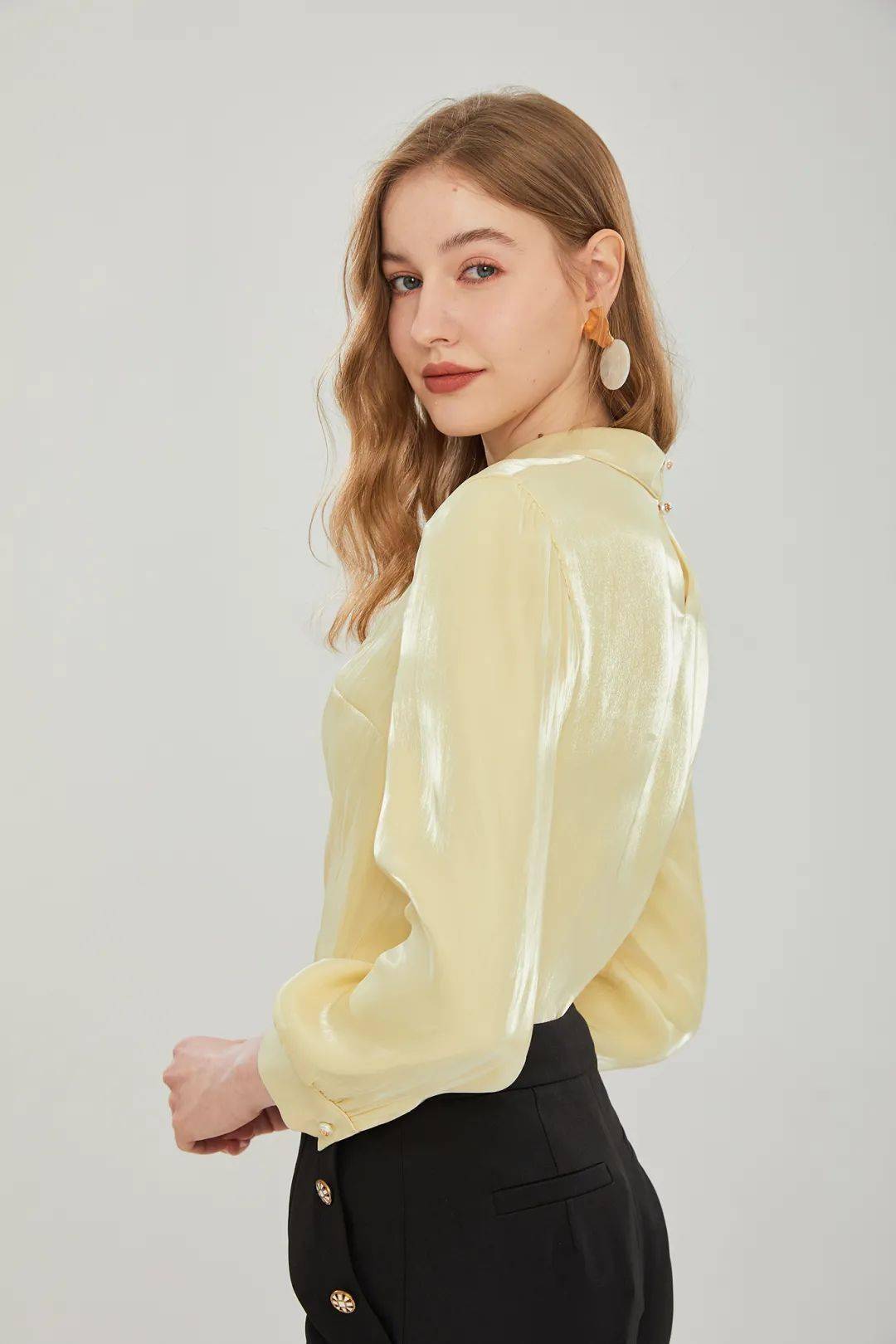 gerolamo为生活减压让时装轻盈优雅