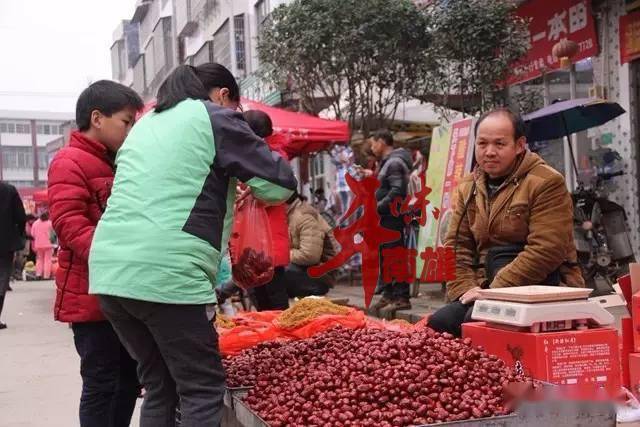 南雄人赴墟場面太振撼了