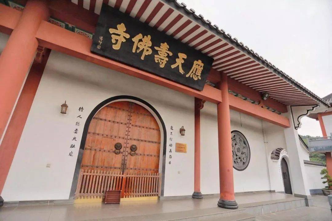 聽說很靈驗哦~三,應天壽佛寺地址:橫州市雲表鎮站圩東南3公里伏波廟是