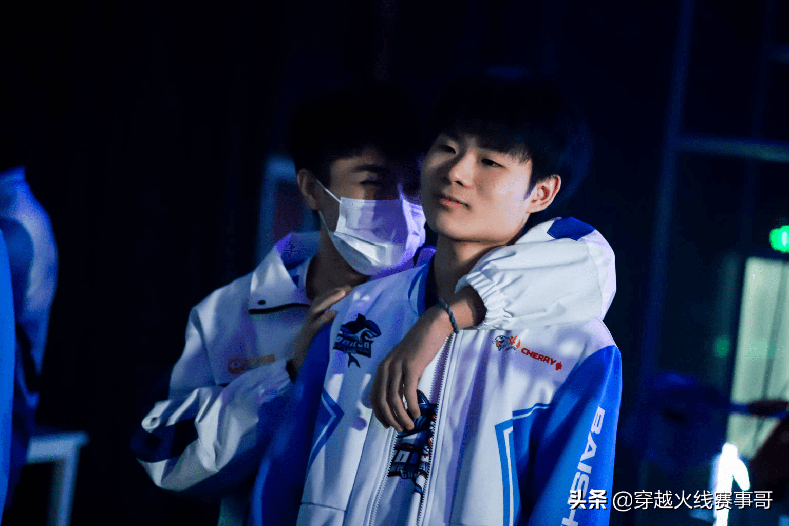 白鲨开启证明自我之战_阿轩