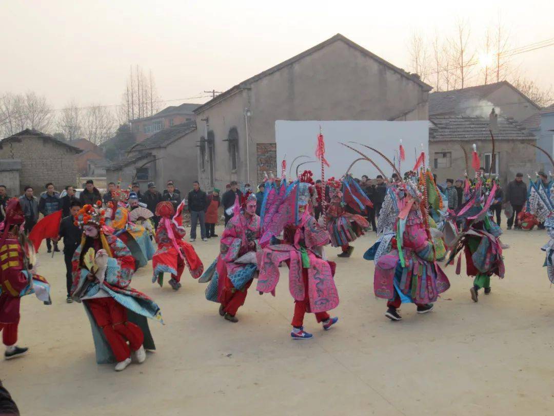 非遗过大年61文化进万家许镇马灯