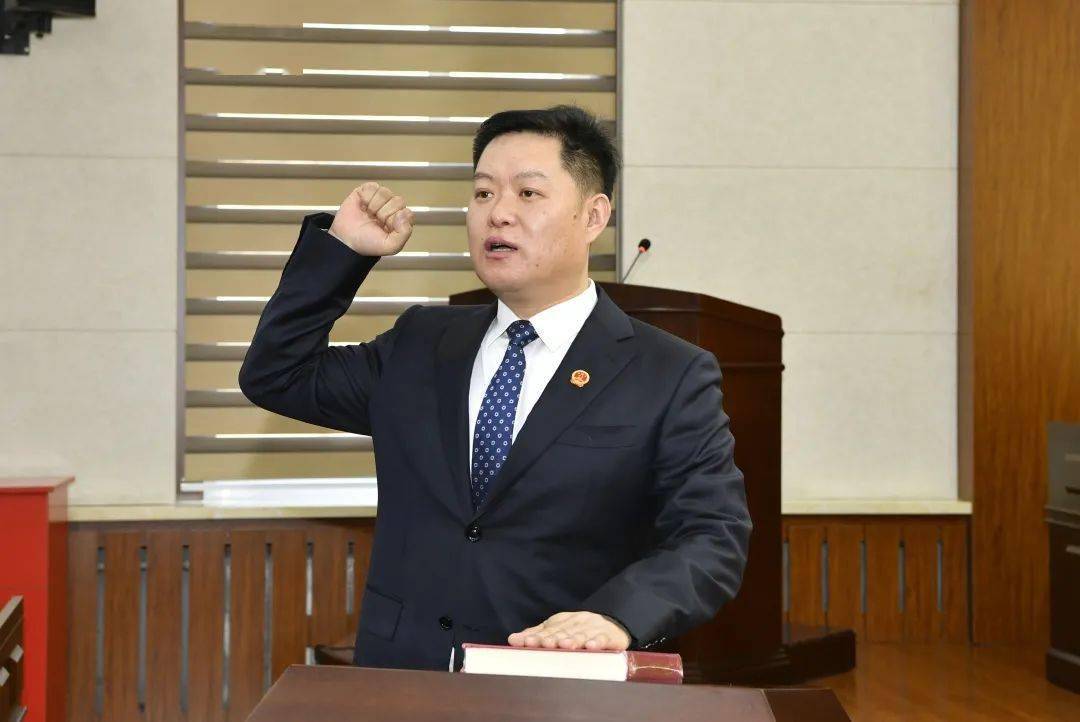 【城事】陈锋全票当选为白城市副市长,市公安局局长_手机搜狐网