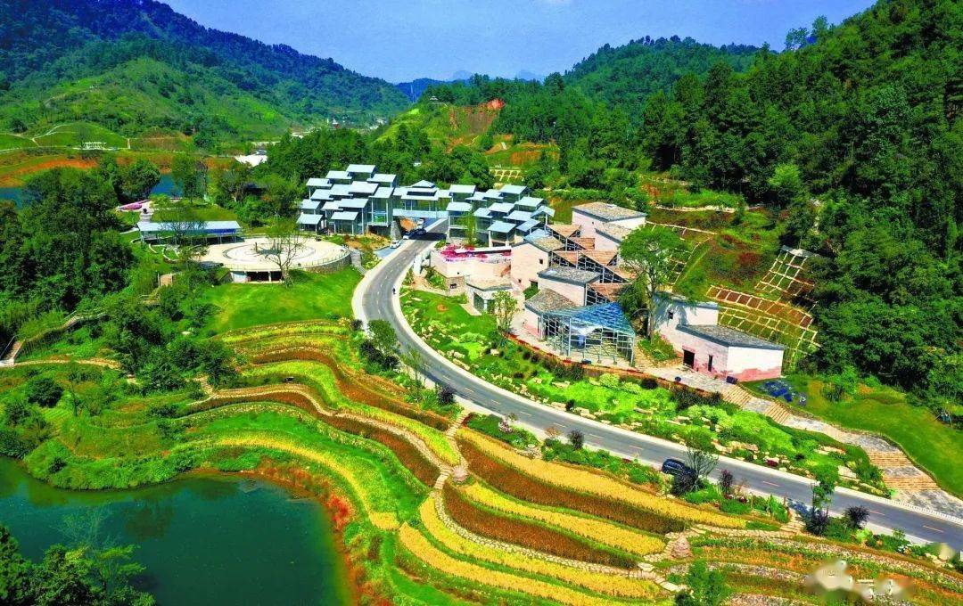 黔南户籍人口_黔南民族职业技术学院(2)