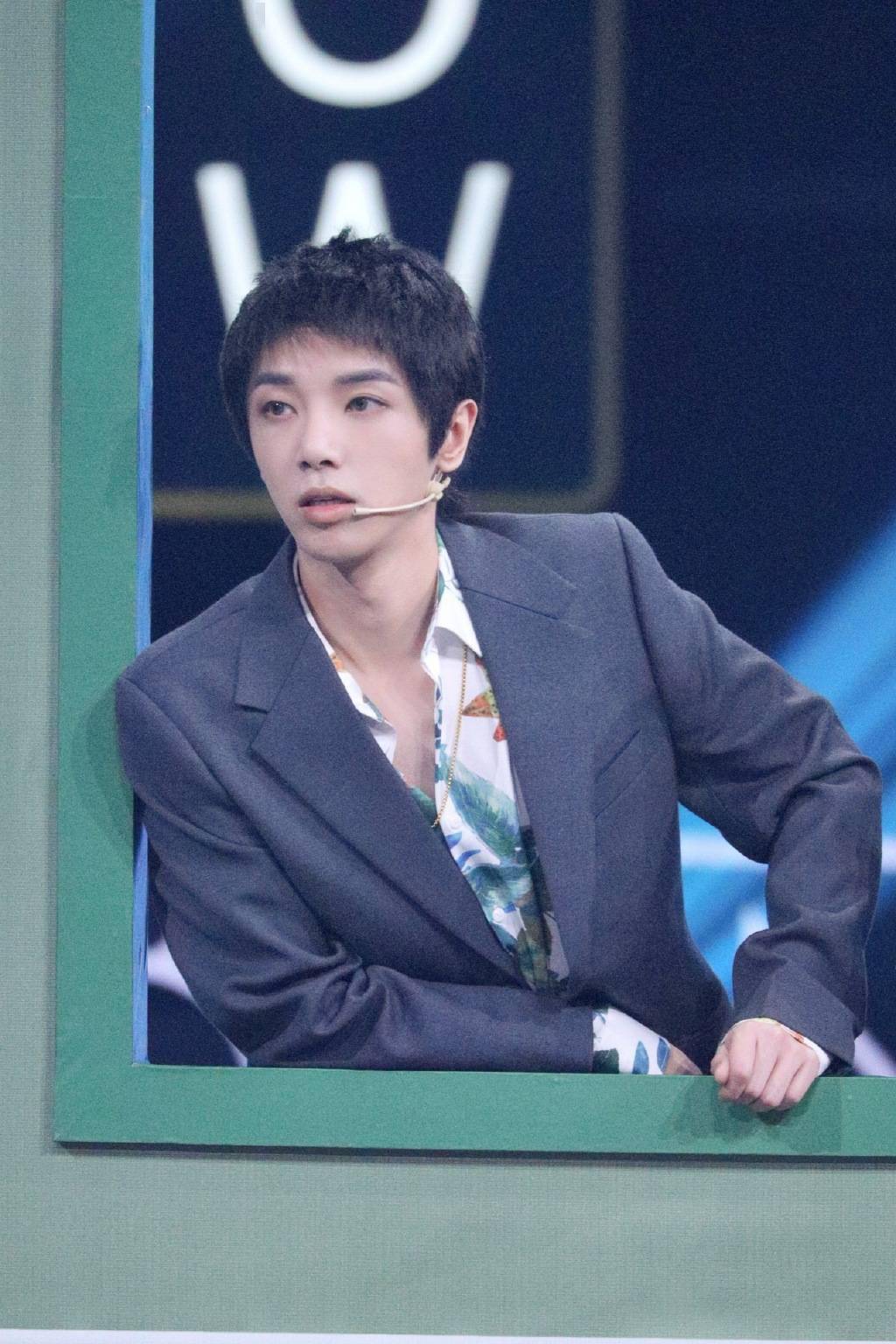 王牌对王牌片段华晨宇 7e213f6208e54df78bb468b64a71a7da.jpeg