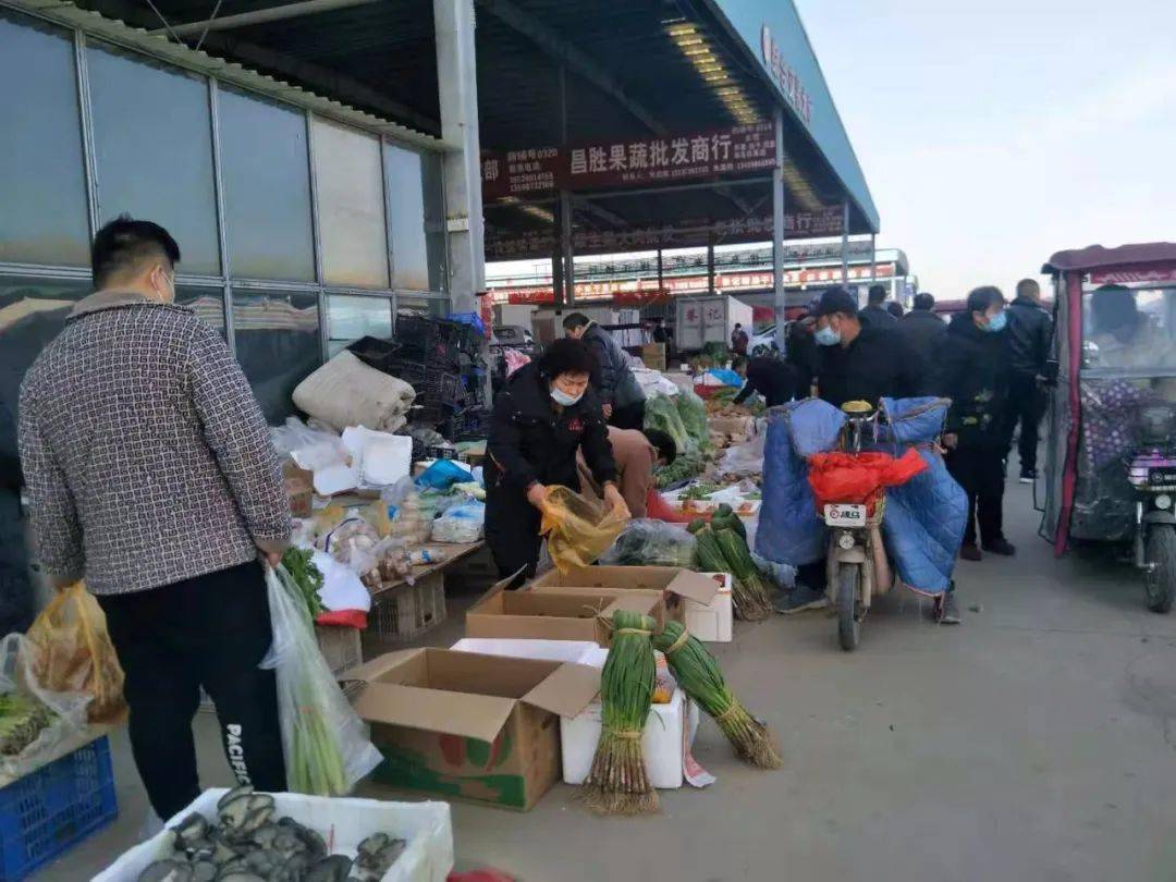 中原新发地市场年货供应充足交易有序