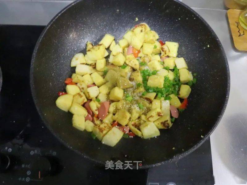 土豆火腿孜然丁做法 119e92d3d4854eab810cb37371e143ac.jpeg