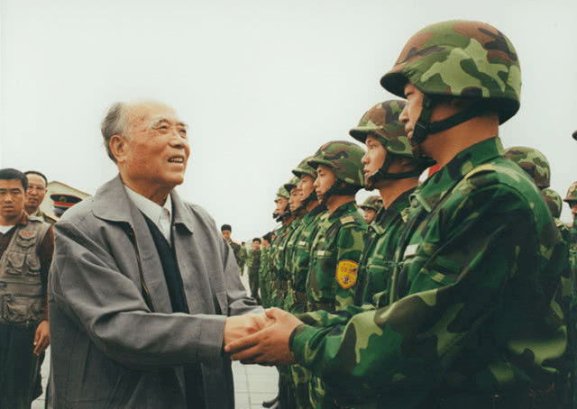 纪念魏巍诞辰百年!《魏巍全集》出版 作协主席铁凝作序_中国作家协会