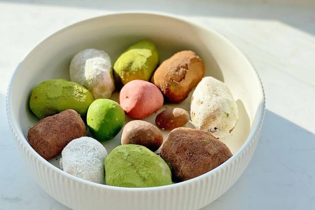 新春要吃甜五彩缤纷好过年不算难的三色奶枣请求出战