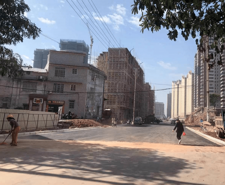 容州1号到众宇路段通车啦!