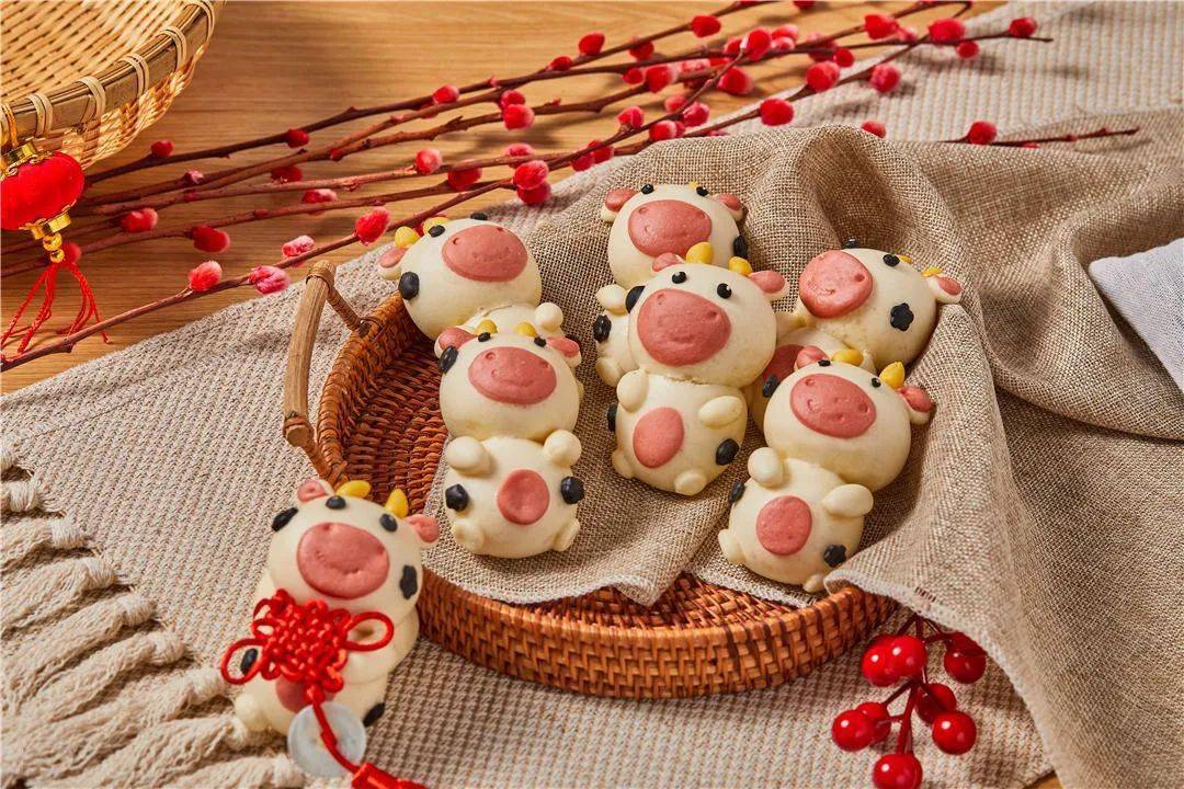 卡通小牛馒头祝大家在新的一年里67牛人牛事走牛势67