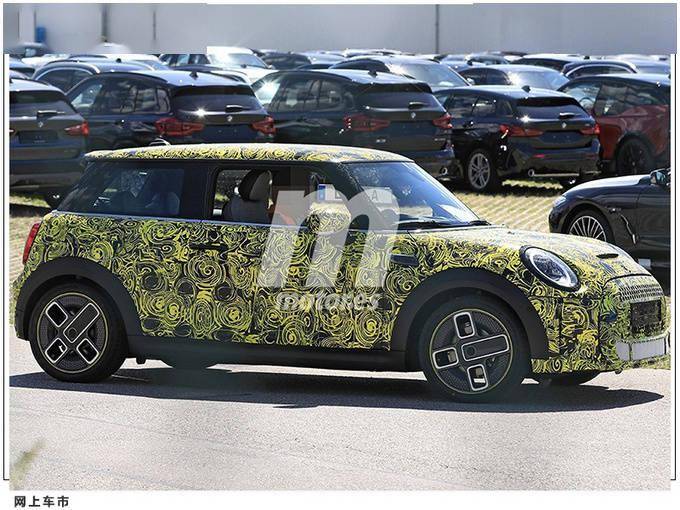 Mini新款车顶涂装曝光三色渐变设计 上半年内推出 Door