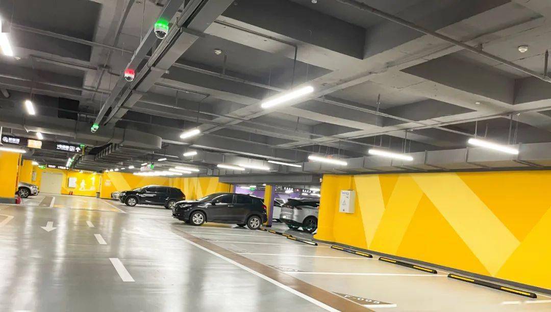 升级了让爱车泊在最美丽的停车场