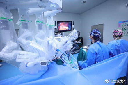 达芬奇|重庆大学附属三峡医院完成1000台机器人手术
