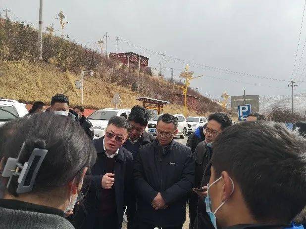 对本次督查中发现的问题当面指出,要求立即整改,有效督促色达县各级各