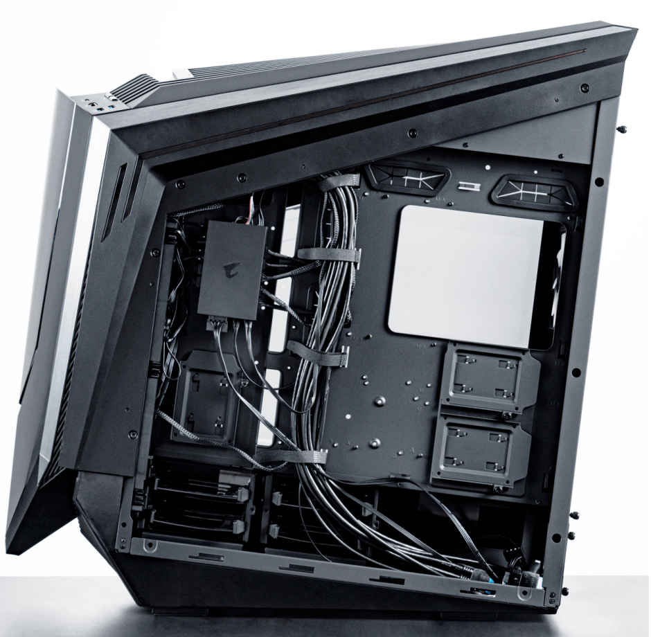 技嘉aorus神鹰ac700g全塔电竞机箱评测