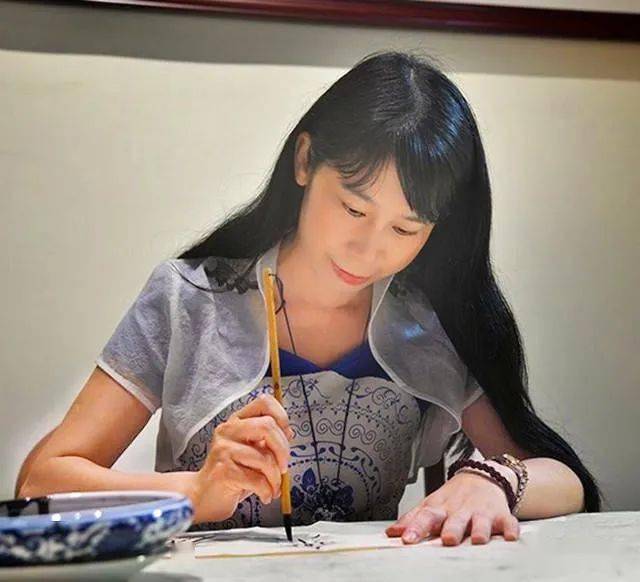 这位钦州坭兴陶大师喜获国务院特殊津贴_王茁