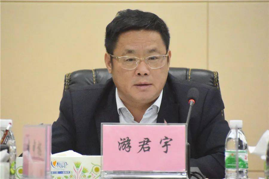 银海区部署秸秆禁烧和疫情防控专题工作