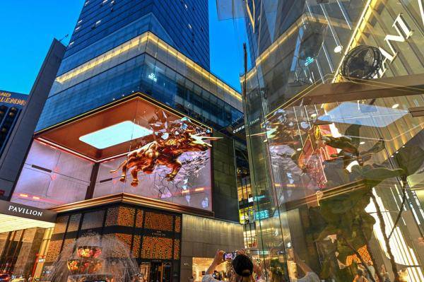 人们|吉隆坡：3D效果“金牛”迎新春