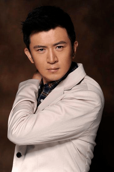 郭家铭深夜自曝离婚,还高调表白绯闻女友郝蕾,结果惨被女方扒了个底掉