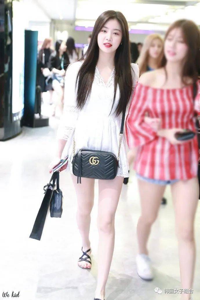 老婆真的hot body腿又长又直,徐穗珍好绝---susu身材真的好棒的