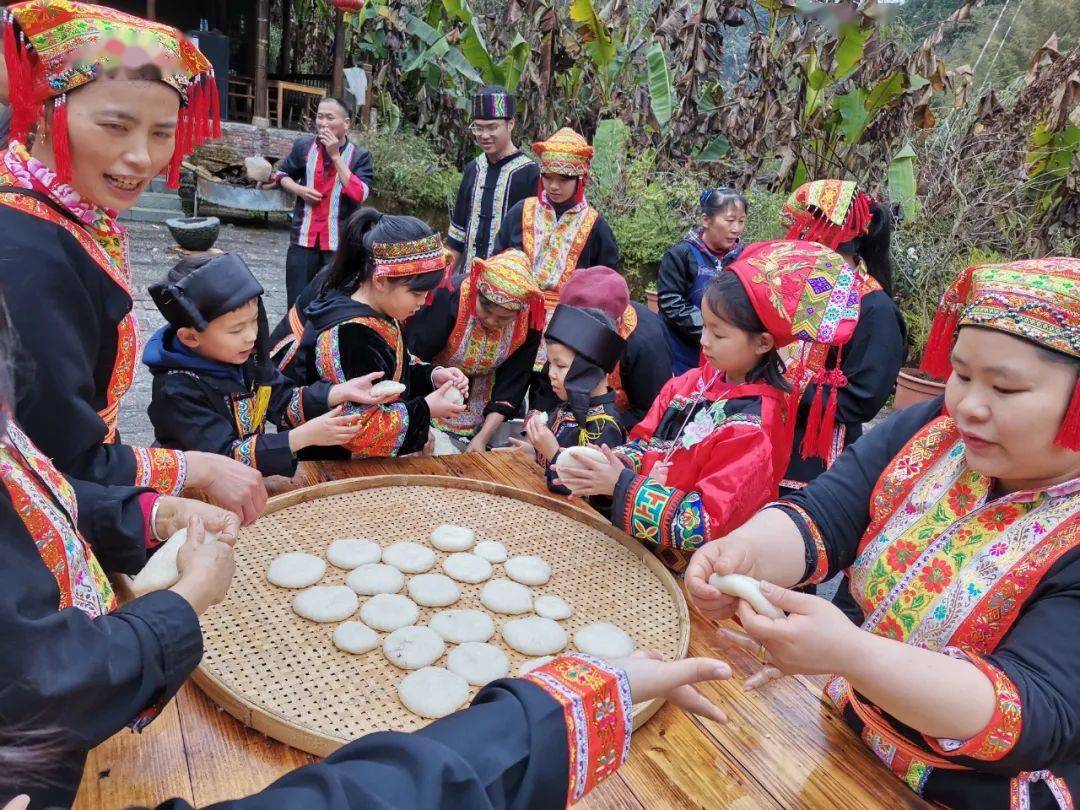 宛田瑶族乡年味进万家瑶乡庆新年