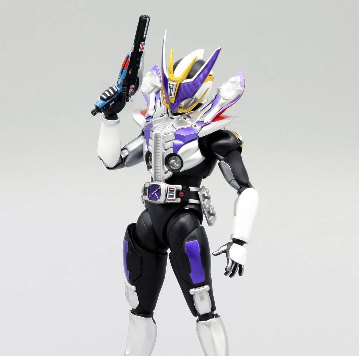 78民间测评shf真骨雕电王圣剑圣枪桃塔罗斯龙塔罗斯