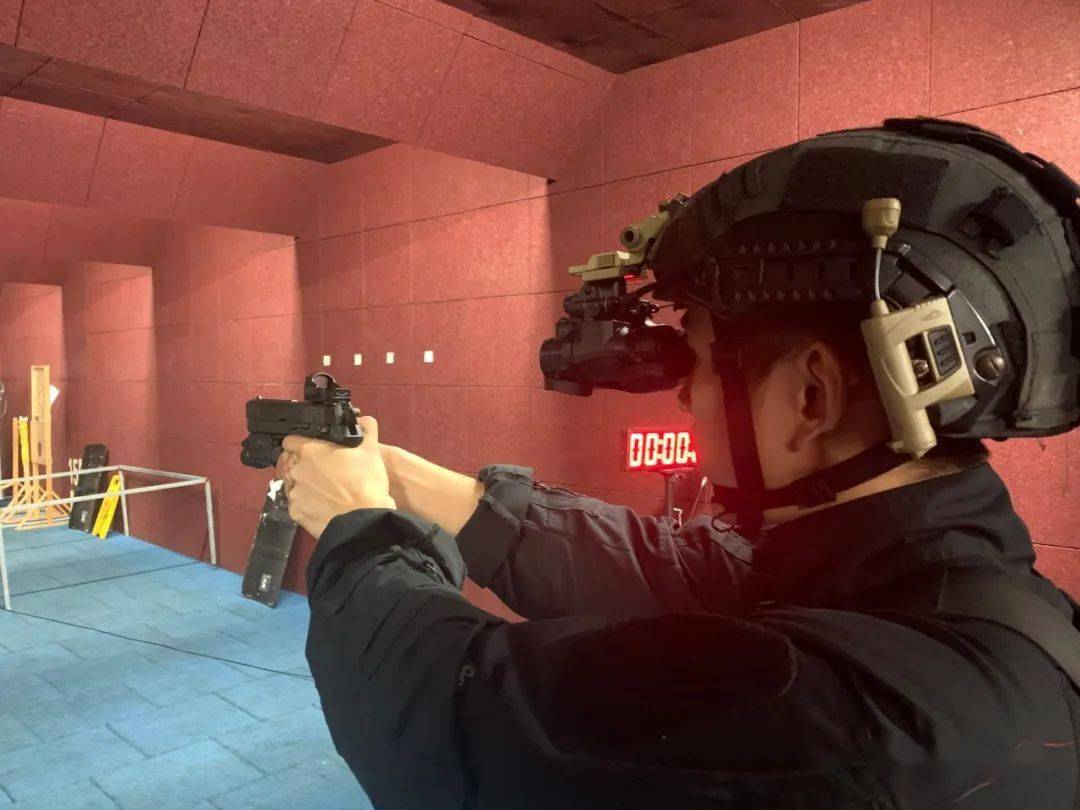 新年新气象 看绍兴特警新装备_作战能力