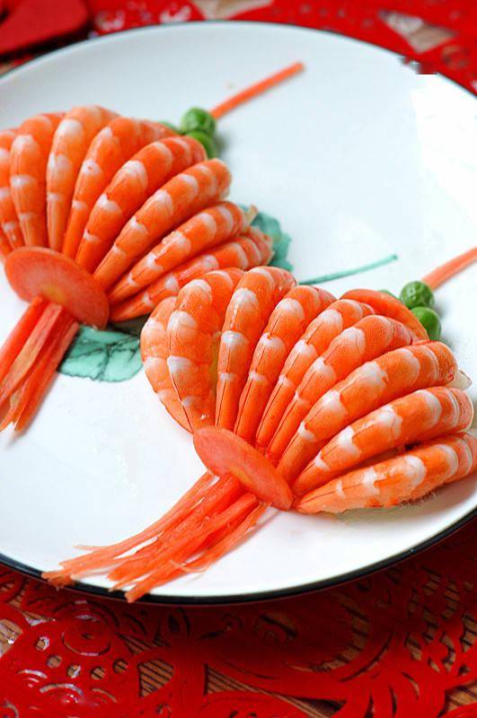 偷学酒店大厨的年菜,"红红火火灯笼虾"果然牛!味道真是鲜