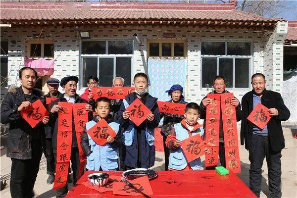 "牛"年之"牛",西吉民间一老汉快板"话脱贫,奔小康"火遍了网络!