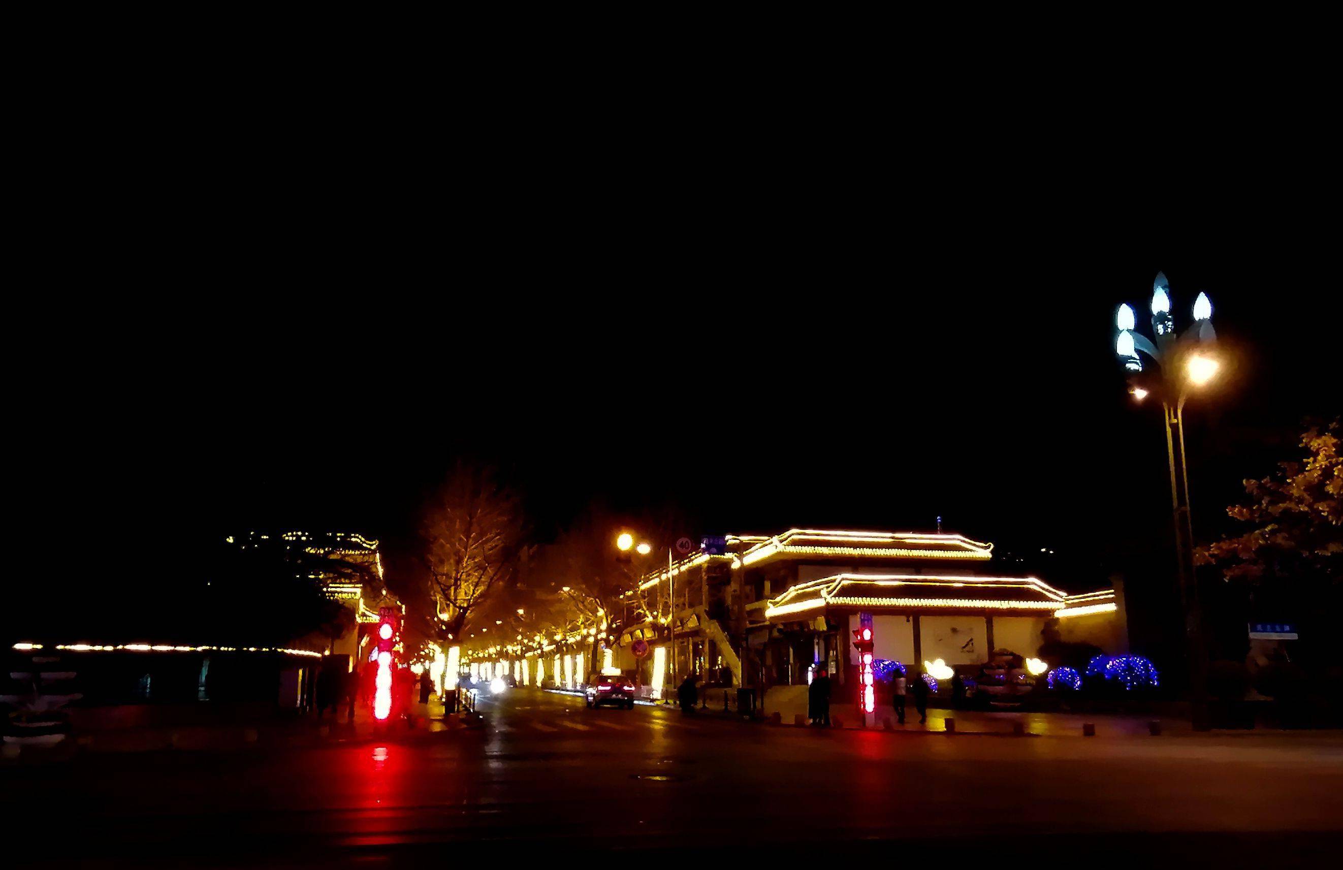 天水古城夜景图片
