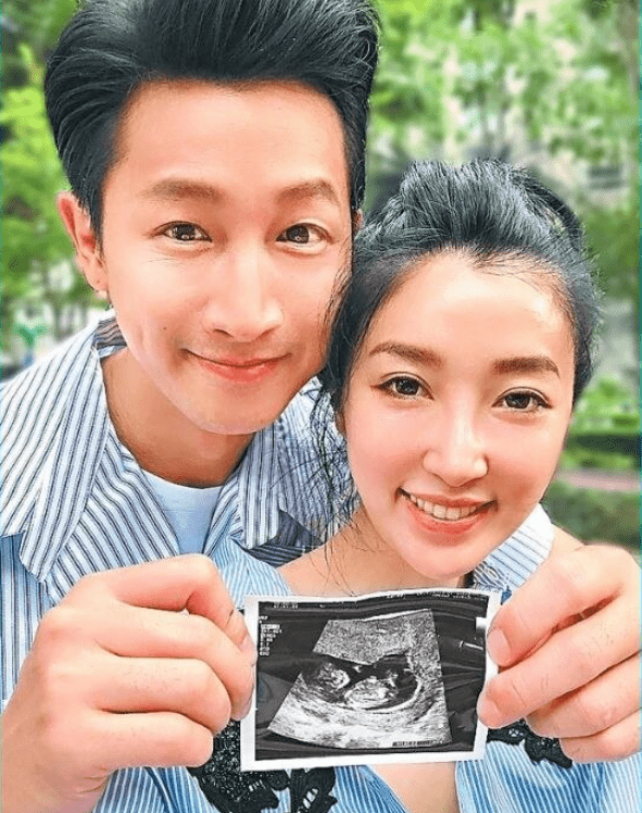 45岁男星首当爸为求子方法用尽曾全家改名特地让老婆剖腹产