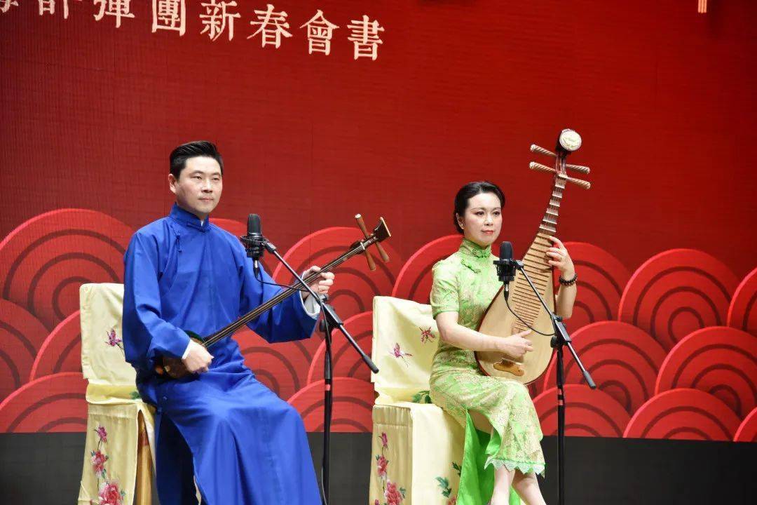 周慧简谱_枣庄团市委书记周慧