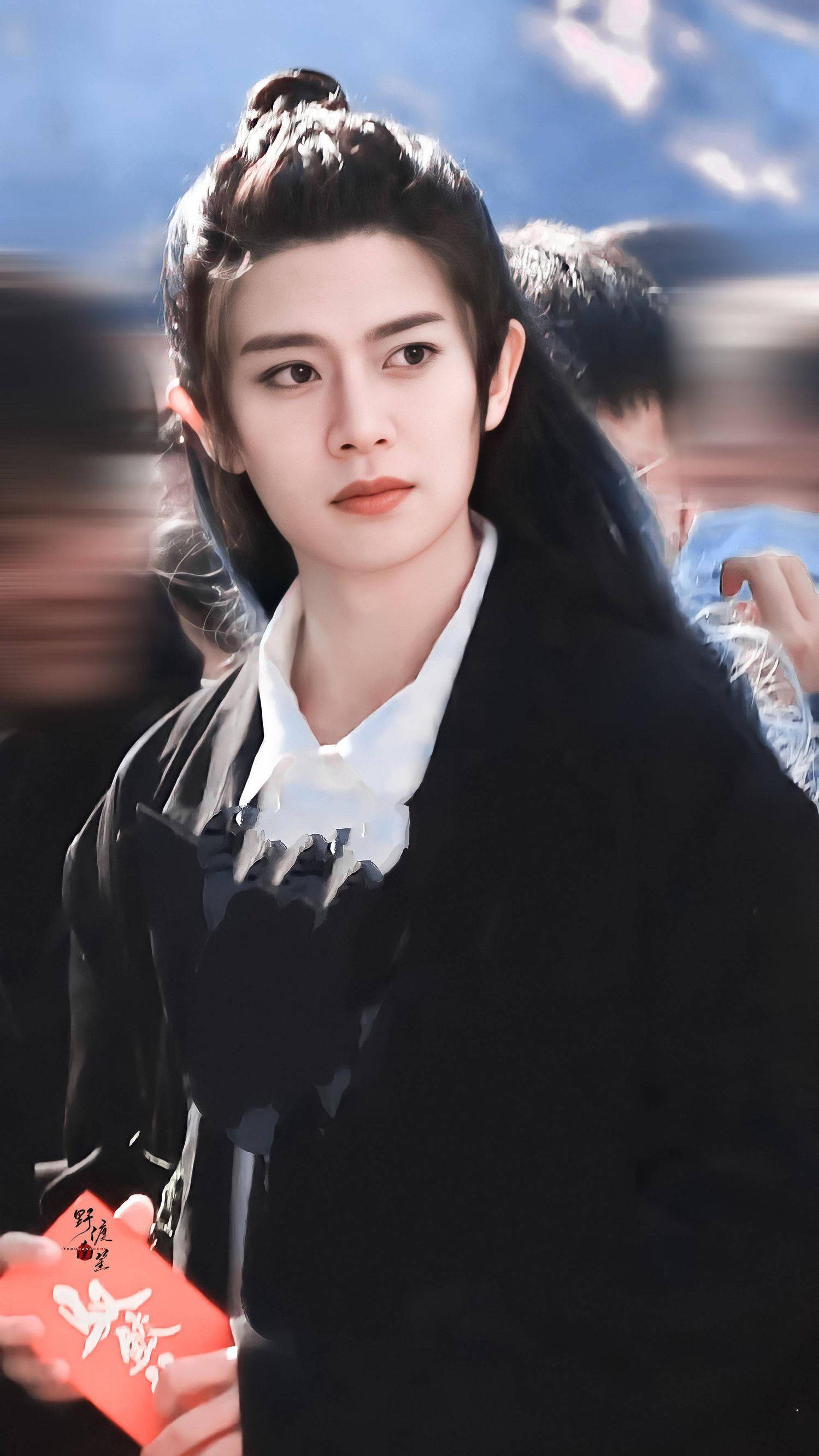 消息近距离感受长意的美颜暴击任嘉伦蓝发造型谁不可以