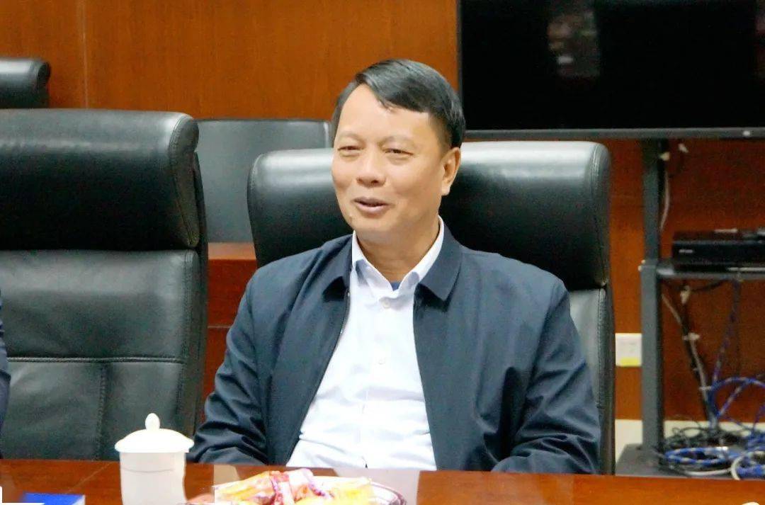 韶关市曲江区委副书记区长伍文一行到韶钢调研