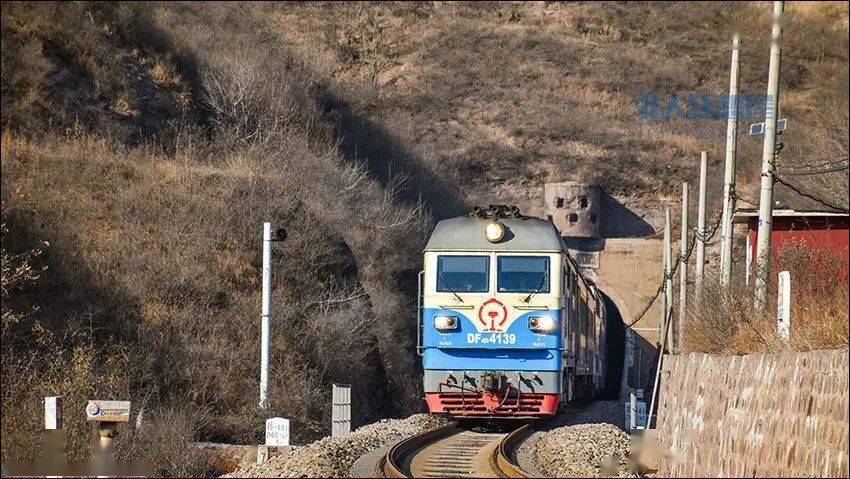 承钢铁路来自小山城的工业故事