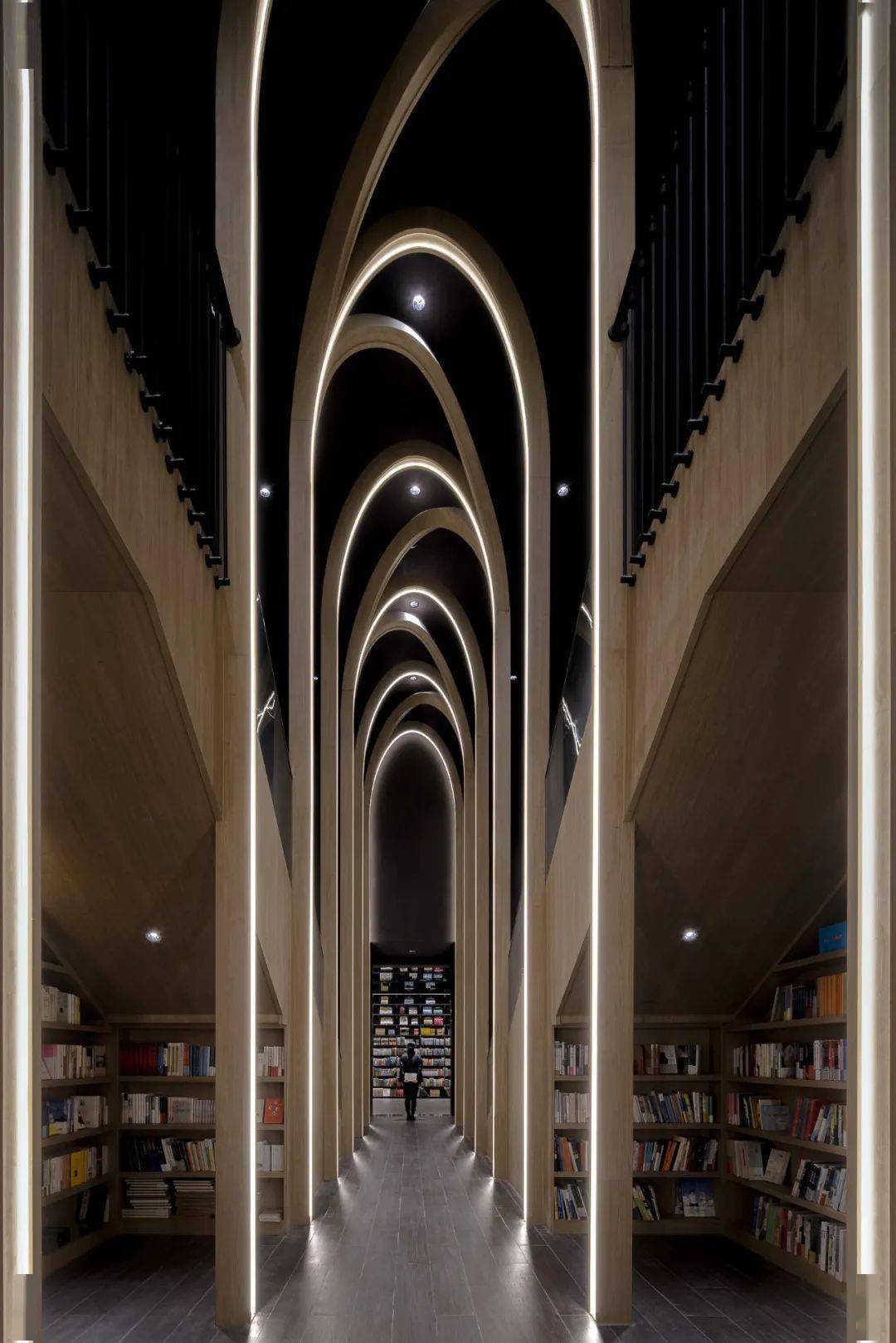 一家藏在书店里的电影院,文艺爱好者的天堂