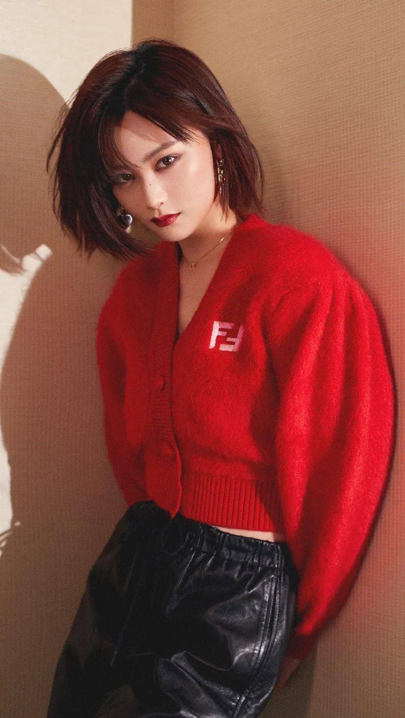 手机壁纸尚语贤