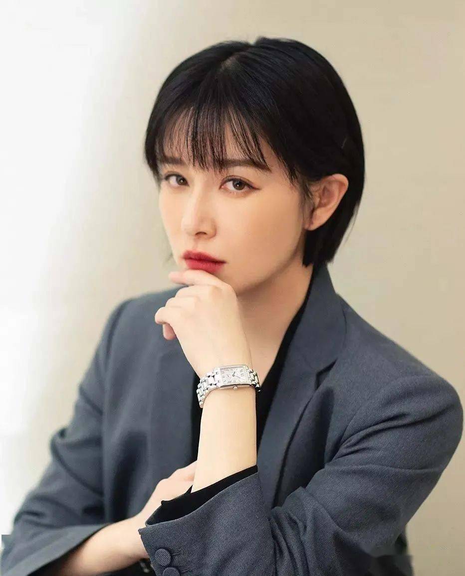 甜过初恋的刘海发型