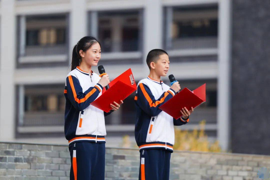 青春正好扬帆起航华伦中学20202021学年第二学期开学式