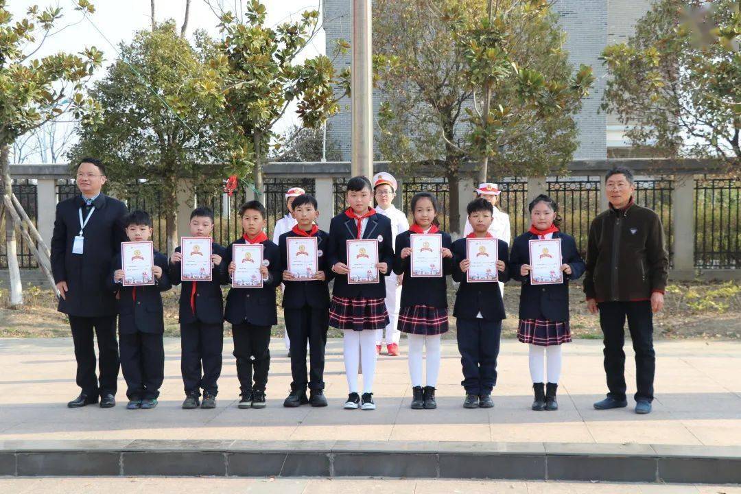 家国筑梦,童心向党——伍佑小学举行2021年春学期开学典礼_陈恒松