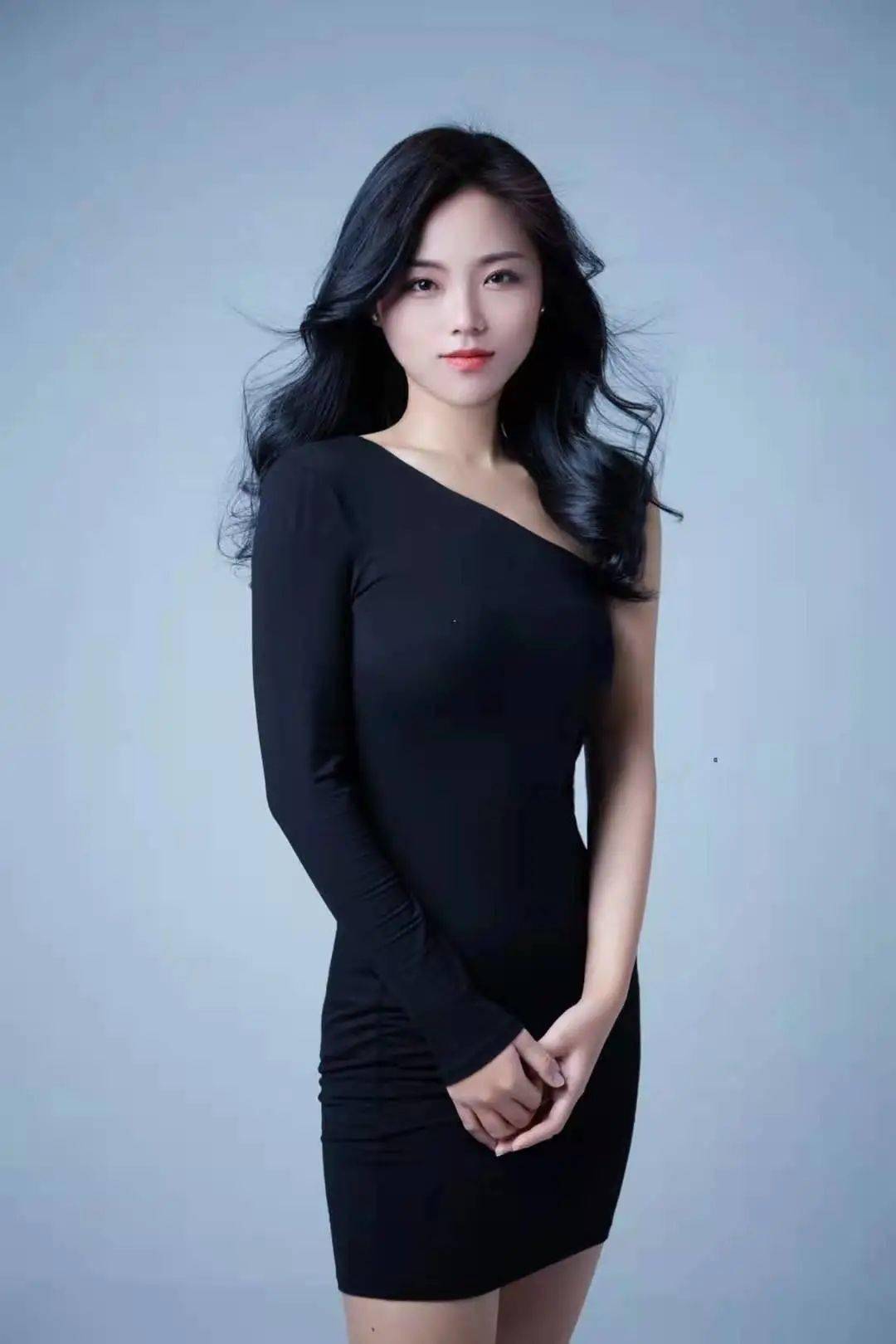 暨大飒美学姐刘思妍升级变网红点燃创业梦